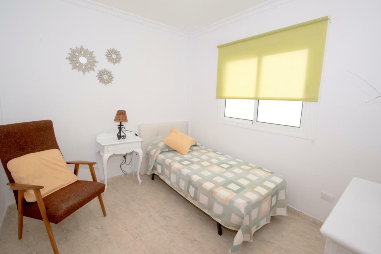 La Casa De La Playa Con Wifi Y 3 Apartamento Arinaga